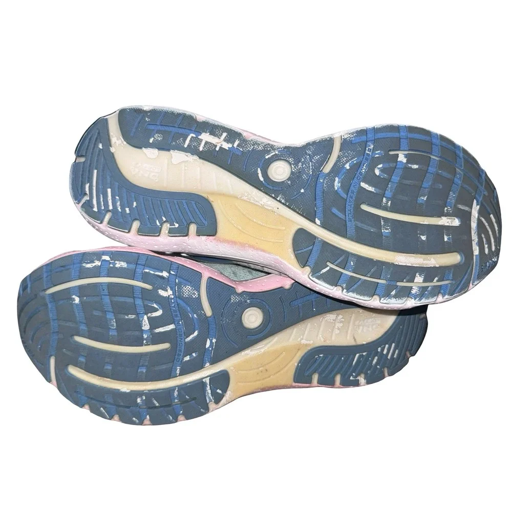 Engineered Flat Knit Mesh Upper